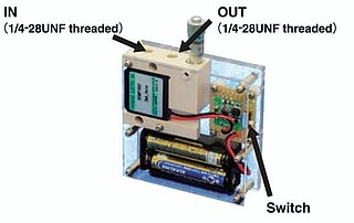 Manually adjustable, low pulsation micro-pump unit